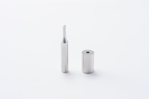 Φ2.5 毫米冲头和模具