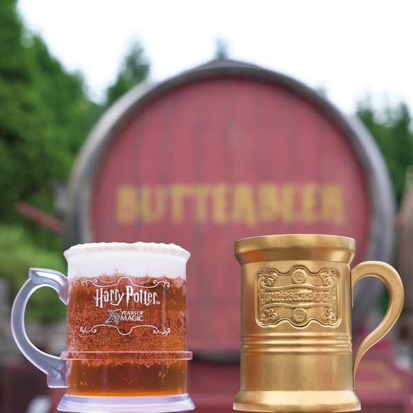 Primer plano de la jarra de Cerveza de Mantequilla del 25º aniversario