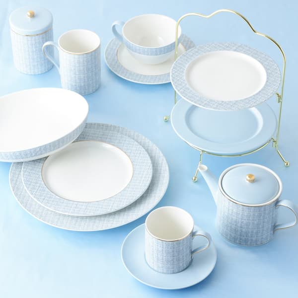 Tweed tableware pieces in pink and light blue