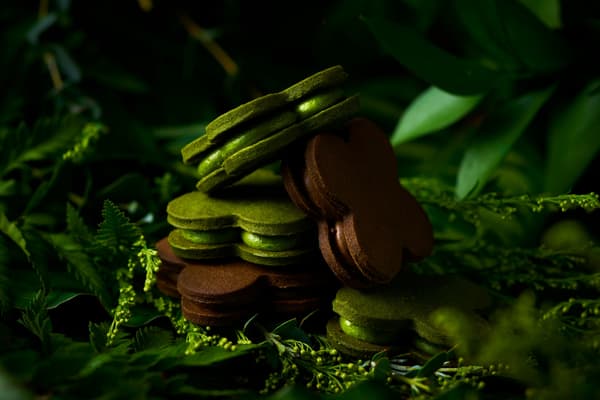 Clover sandwich cookies