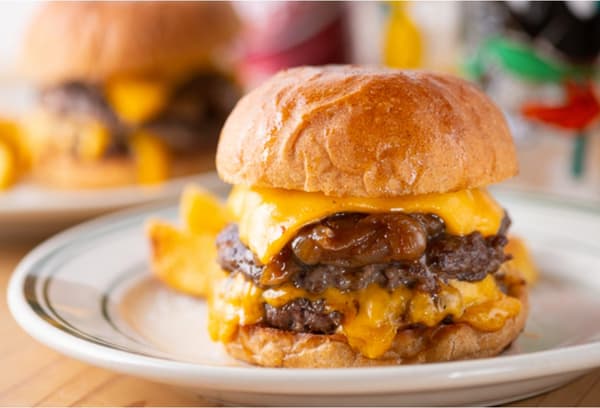 BRISK STAND Interior