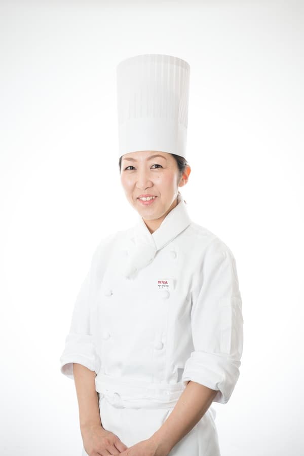 Tomoko Udahira, Royal Co., Ltd.