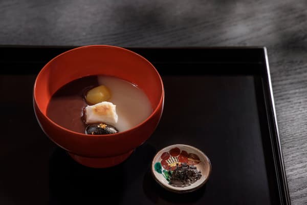 Hanamame White Miso Zenzai enjoyed at the kotatsu seats of the Terraced Rice Paddy Lounge
