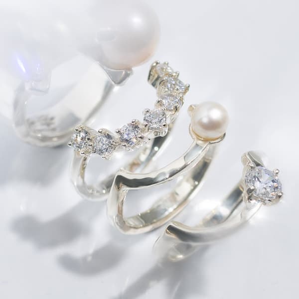 New collection rings