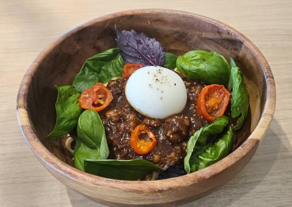 Burrata cheese and chunky meat sauce pasta