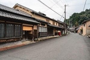 The tranquil scenery of the Japan Heritage-designated Chirimen Kaido