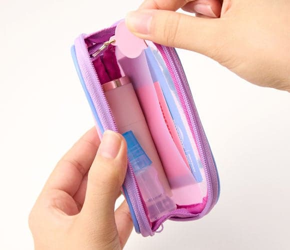 带钥匙圈的宽开口口袋