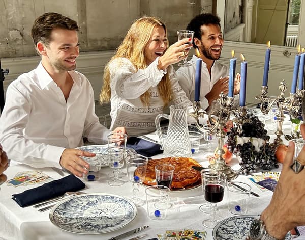 塔罗牌系列，以塔罗牌的象征意义和颜色为灵感。盘子 27cm 14,300日元（含税）