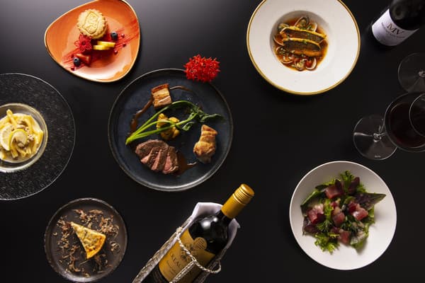 Dishes from the Seiden dinner course