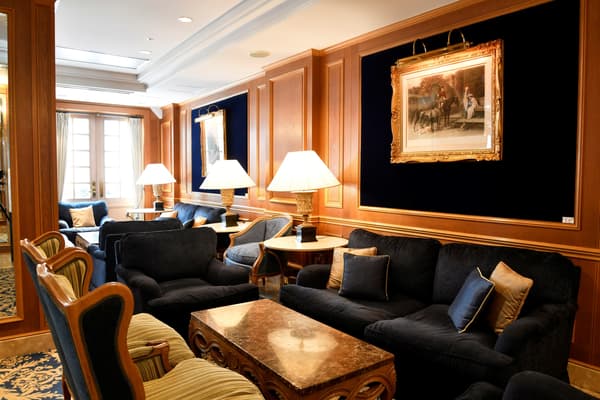 Lobby Lounge La Terrasse interior
