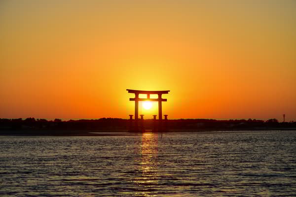 弁天島의 赤鳥居