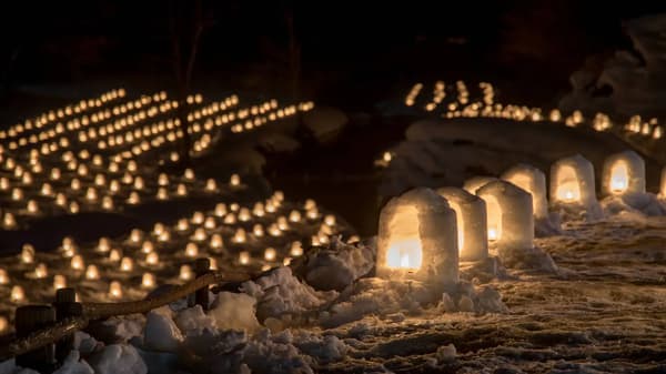 Mini kamakura (snow igloo) at Yunishigawa Onsen