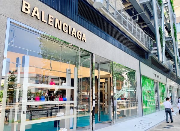 BALENCIAGA