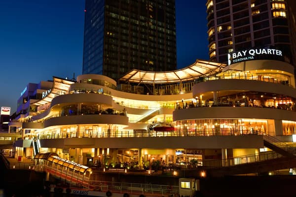 横浜ベイクォーター