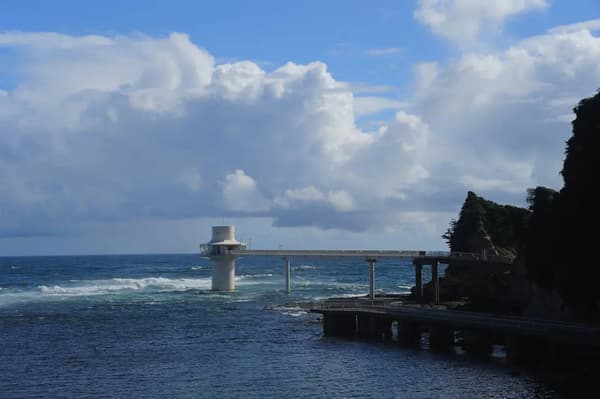 胜浦海中观察塔