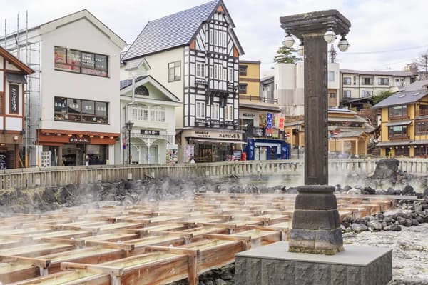 Hot spring resort around Yubatake