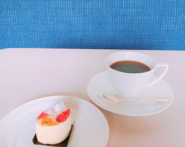 Tea set image