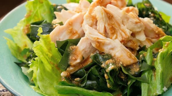 Steamed chicken salad