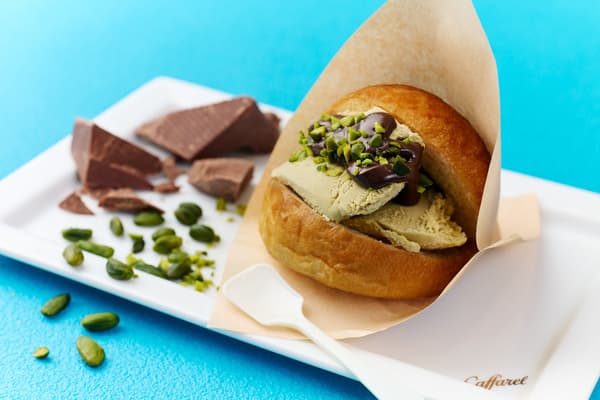 Brioche con Gelato Pistachio