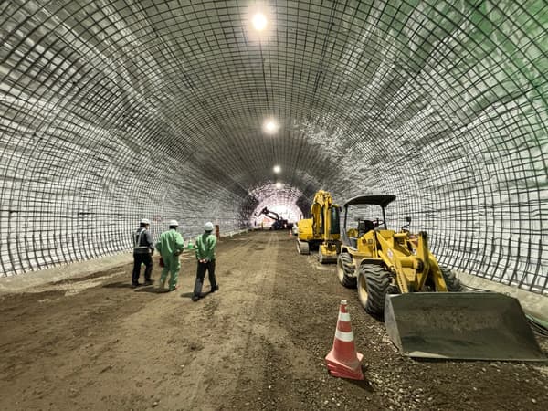 El túnel en construcción