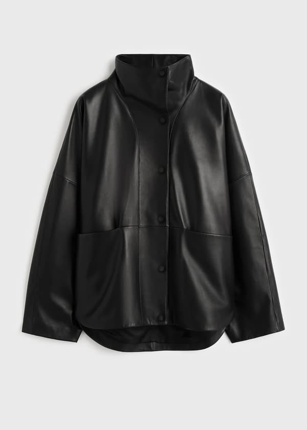 Chaqueta paracaídas de piel de napa en color negro