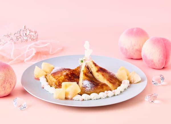Robe de Mariée — Fresh Peach Mille-Feuille Pancake — ¥2,700 (tax included)