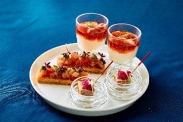 세이보리: 콜리플라워 무슬린, 숙성 참치 판 콘 토마테, 파테 드 캉파뉴 핀초