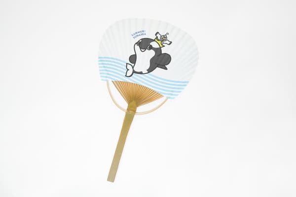 First 2,000 visitors each day during Obon receive an original bamboo fan featuring official character Orushii