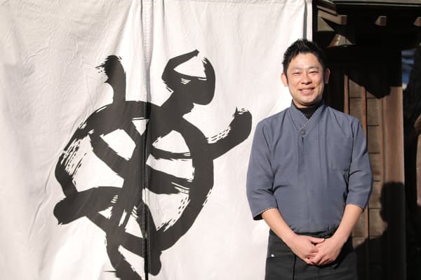 代表董事森隆彦