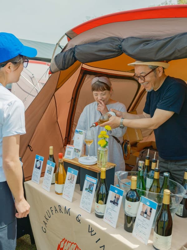 하쿠바 와인 마르쉐 야외 풍경