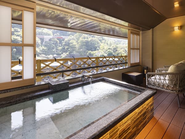 頂樓客房，帶露天浴池 - MIYABI - 日西式客房 64 平方米