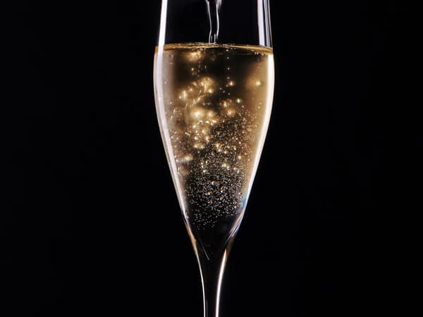 Free-flow champagne and signature monaka dish at KEI Collection PARIS rooftop bar