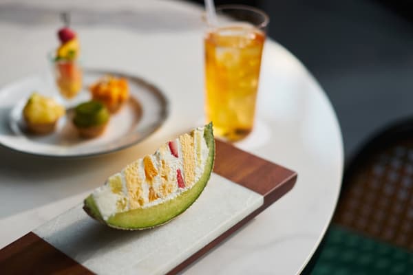 Melon shortcake welcome dessert served at The Royal Lounge: Sweet Symphony