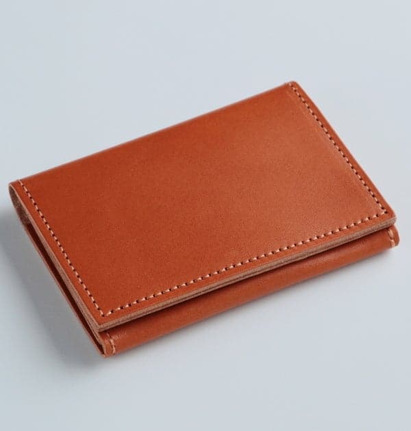 Business card case in camel (Irodorimall exclusive)