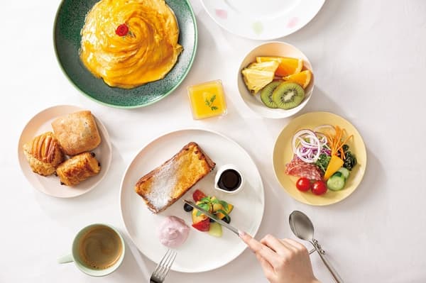Fantasy Dining breakfast