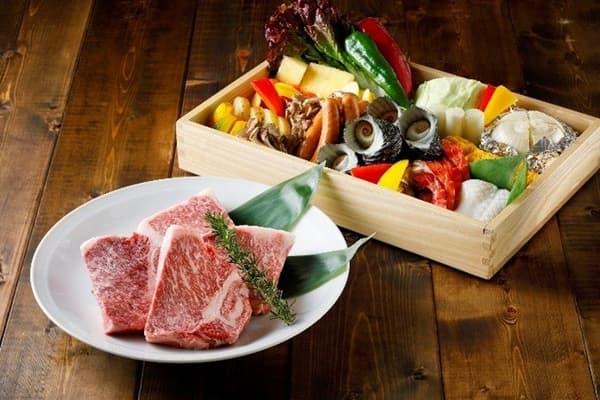 아와지 섬의 프리미엄 BBQ 고기