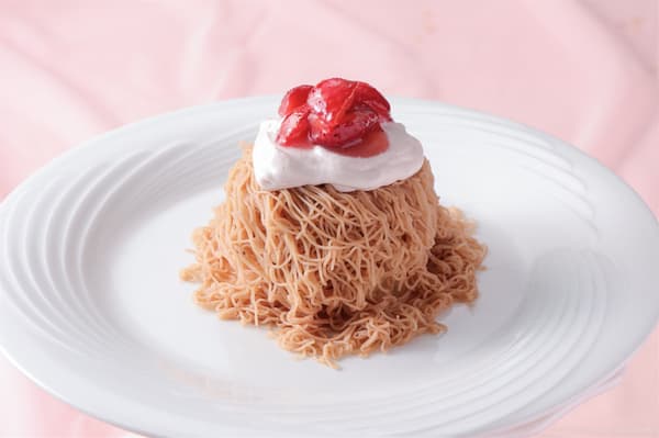 Fresh-Squeezed Strawberry Ice Cream Mont Blanc