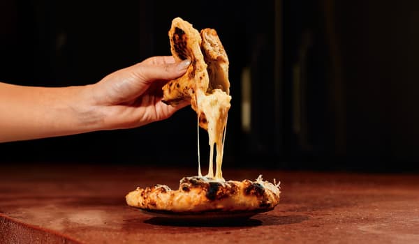 SHOGUN PIZZA interior