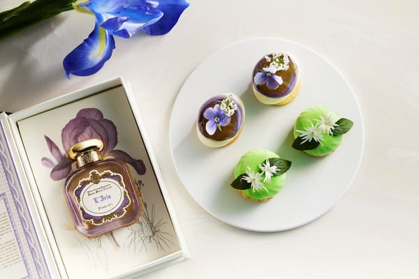 Jasmine-scented mandarin tart and rare cheesecake