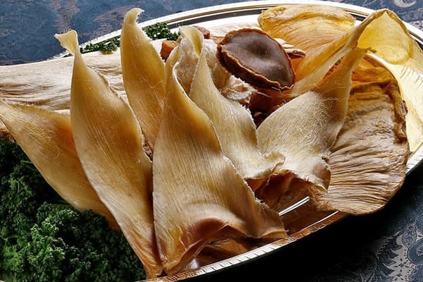 Chinese Restaurant SANGU shark fin (image)