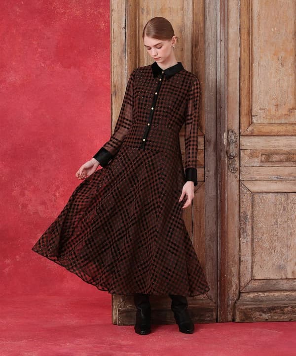 Vestido de la colección DESSERT de LOULOU WILLOUGHBY