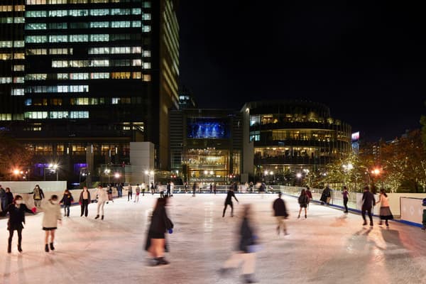 RALPH LAUREN MIDTOWN ICE RINK (de un año pasado)