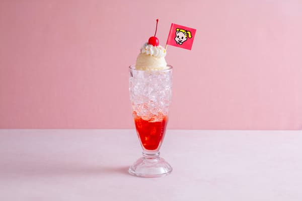 草莓奶油苏打