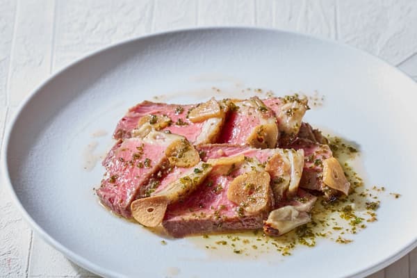Optional Hawaiian Plate – Wagyu Beef Steak with Garlic Lemon Butter Sauce