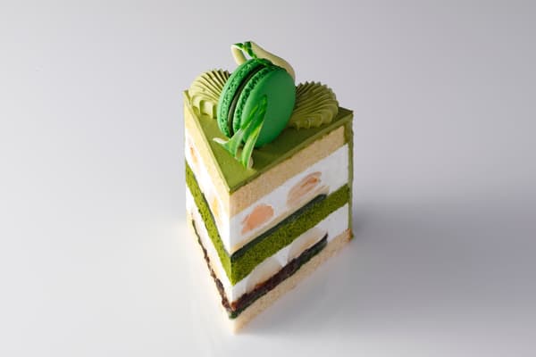 Pastel individual Shin-edo de matcha ¥1.674 (precio para llevar)