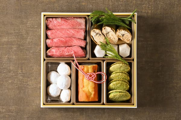 長良川清流飯店 2027 年御節料理第二層