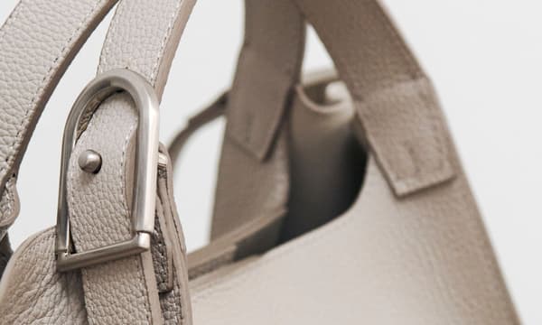 Original hardware detail