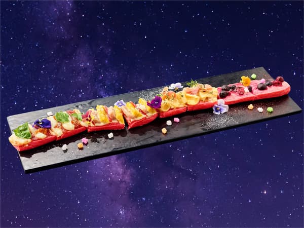 FUTURE TRAIN พิซซ่า