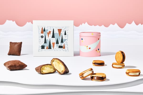 SNOWS Valentine's products at Daimaru Umeda