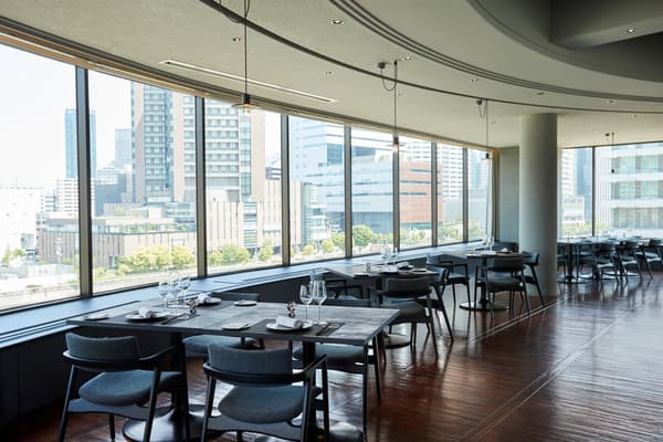 THE RAY restaurant interior